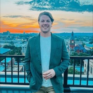 Meet your Posher, Ryan